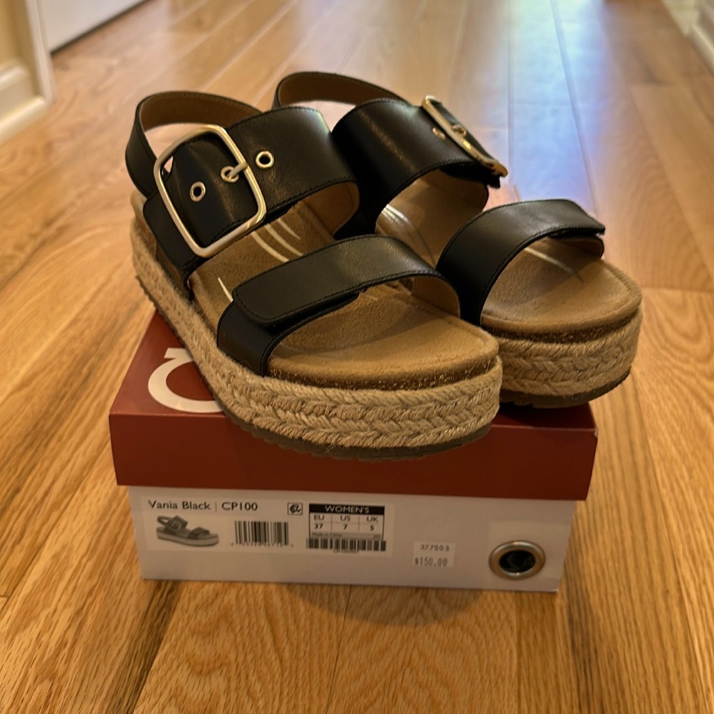 Aetrex Vania Black sandals, size 7, EUC